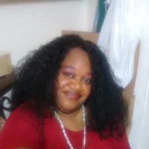 Meet your Posher, Cynthia